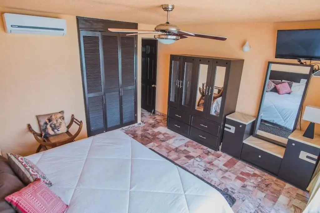 2 Bedrooms Ocean View Cancun Apartment